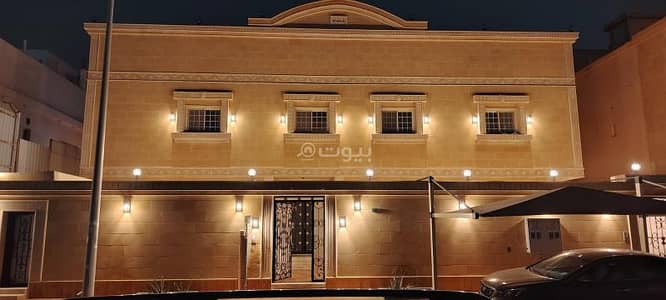 11 Bedroom Villa for Sale in North Jeddah, Jeddah - An opportunity in the finest neighborhoods of Jeddah, located in Al Beed district, next to the sea and chalets, and branching off of the Trans-Continental Street in the heart of Obhur.