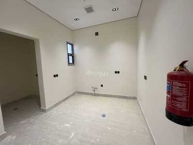 3 Bedroom Apartment for Sale in East Riyadh, Riyadh - Apartment in East Riyadh，Al Rimal 3 bedrooms 820000 SAR - 87675520