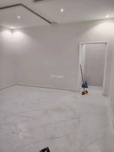 دور 5 غرف نوم للبيع في شرق الرياض، الرياض - دور للبيع في الرمال، شرق الرياض