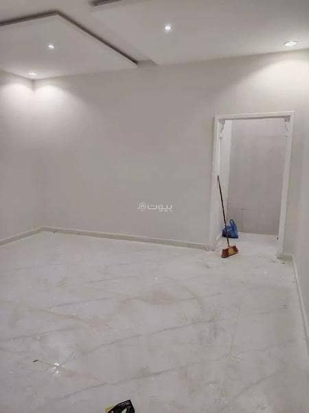 Floor for Sale in Al Rimal, East Riyadh