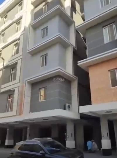 7 Bedroom House for Sale in North Jeddah, Jeddah - House in North Jeddah，Al Rawdah 7 bedrooms 1600000 SAR - 87675661
