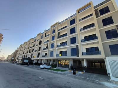 3 Bedroom Apartment for Rent in Al Bahar, Al Khobar - Apartment for rent in Al-Bahr neighborhood - facing the sea directly -