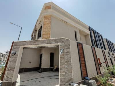 فیلا 5 غرف نوم للبيع في شرق الرياض، الرياض - للبيع فيلا درج داخلي حي الرمال شرق الرياض موقع ممتاز بالقرب من جميع الخدمات والطرق الرئيسيه