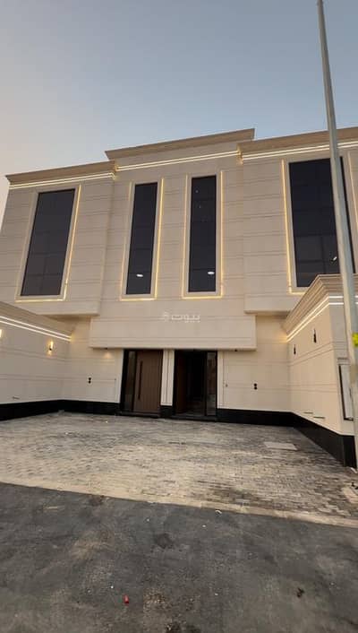 دور 4 غرف نوم للبيع في شرق الرياض، الرياض - دور كامل 4 غرف نوم