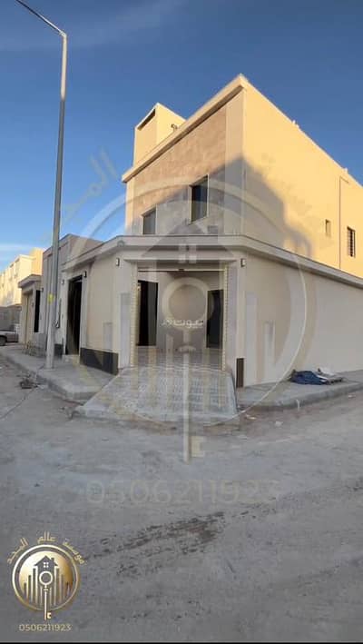 3 Bedroom Floor for Sale in East Riyadh, Riyadh - Floor for Sale in Al Janadriyah, East Riyadh