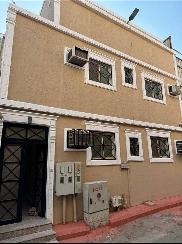 مبنى مكون من 12 غرفة للبيع في الخالدية، الرياض مبنى مكون من 12 غرفة للبيع في الخالدية، الرياض