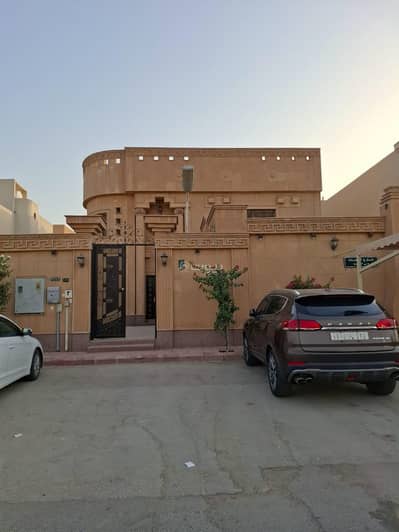 11 Bedroom Villa for Sale in East Riyadh, Riyadh - 11 Bedroom Villa For Sale in Ishbiliyah, Riyadh