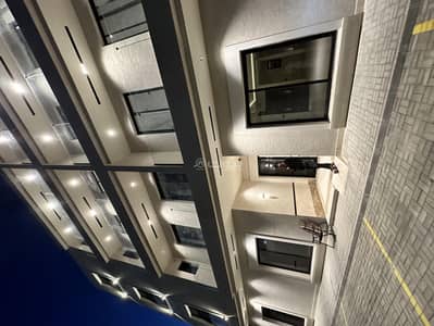 عمارة 10 غرف نوم للبيع في شرق الرياض، الرياض - اليرموك
