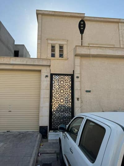 8 Bedroom Villa for Sale in West Riyadh, Riyadh - Riyadh, Mahdiyah District