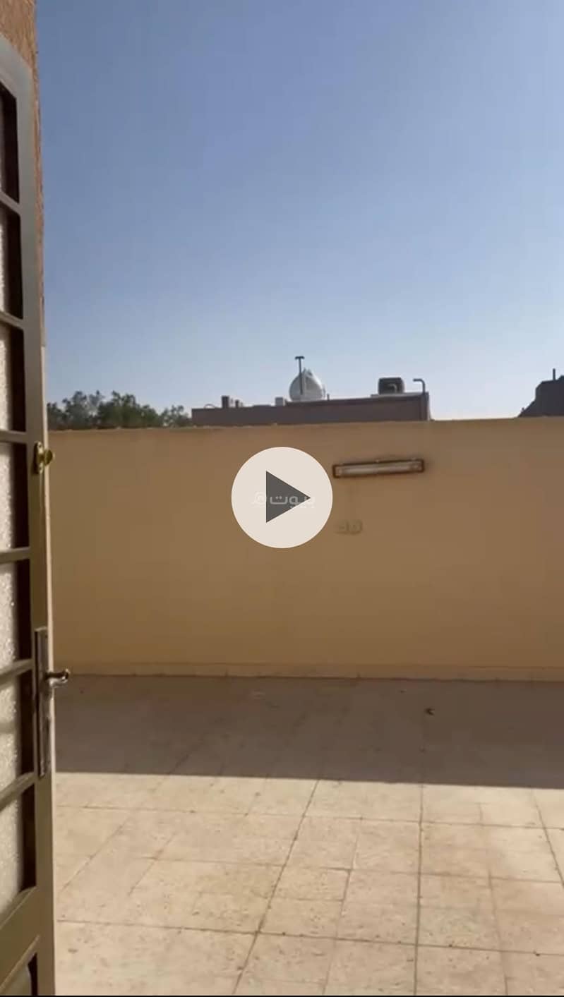 شقه مجدده بسطح خاص في فله 3 غرف صاله 3 حمامات شقه مجدده بسطح خاص في فله 3 غرف صاله 3 حمامات