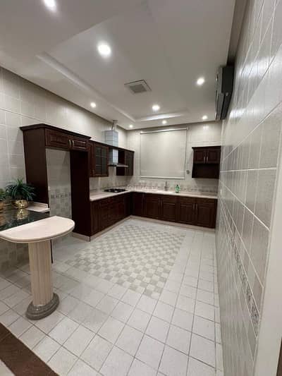 4 Bedroom Flat for Rent in North Riyadh, Riyadh - For rent, a luxurious apartment in Al-Malga district - the Golden Square