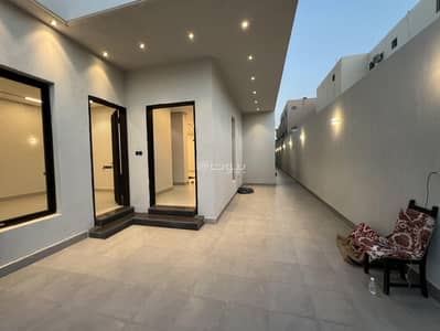 3 Bedroom Floor for Sale in East Riyadh, Riyadh - Floor in East Riyadh，Al Rimal 3 bedrooms 1500000 SAR - 87679285