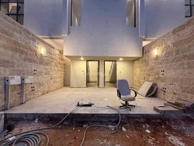 4 Bedroom Floor for Sale in East Riyadh, Riyadh - Floor in East Riyadh，Al Munsiyah 4 bedrooms 1700000 SAR - 87679286