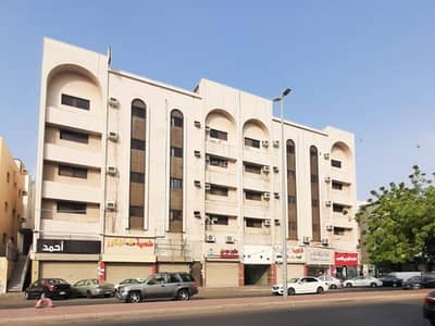 Office for Rent in North Jeddah, Jeddah - Commercial office for rent on Shabeeb Bin Nuaim Street, Al Shurayfah District, Jeddah City, Makkah Region