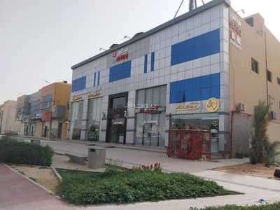 معرض  للايجار في شمال الرياض، الرياض - محل للإيجار في شارع طريق الامير محمد بن سعد بن عبد العزيز, حي الملقا, مدينة الرياض, منطقة الرياض