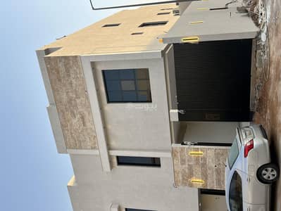 دور 5 غرف نوم للبيع في شرق الرياض، الرياض - دور ارضى تاون هاوس مساحته 310 متر نظام الفيلا