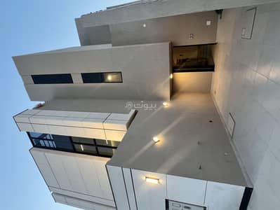 4 Bedroom Floor for Sale in East Riyadh, Riyadh - Floor in East Riyadh，Al Janadriyah 4 bedrooms 950000 SAR - 87679823