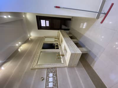 8 Bedroom Villa for Rent in East Riyadh, Riyadh - Villa in East Riyadh，Al Rimal 8 bedrooms 80000 SAR - 87677174