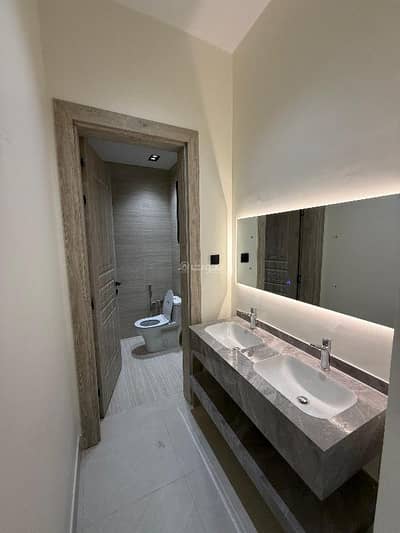 3 Bedroom Floor for Sale in East Riyadh, Riyadh - Floor in East Riyadh，Al Khaleej 3 bedrooms 1050000 SAR - 87679858