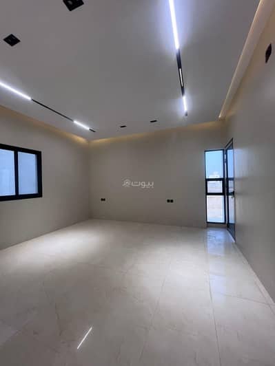 دور 4 غرف نوم للبيع في شرق الرياض، الرياض - دور 4 غرف نوم للبيع في الدناديه، الرياض