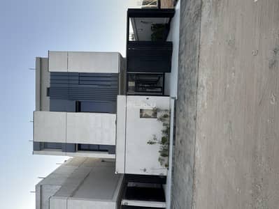 4 Bedroom Villa for Sale in East Riyadh, Riyadh - Villa in East Riyadh，Al Rimal 4 bedrooms 3000000 SAR - 87680291