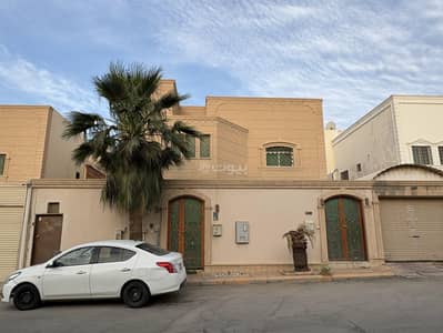 4 Bedroom Villa for Sale in North Riyadh, Riyadh - فيلا للبيع في حي الربيع مساحة 387م
