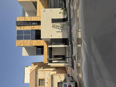 4 Bedroom Villa for Sale in East Riyadh, Riyadh - For sale, a villa with an internal staircase without apartments in the Yarmouk neighborhood, east of Riyadh, excellent location. 250 sqm near all services and main roads.