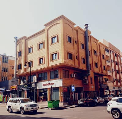 عمارة  للبيع في الخبرالشمالية، الخبر - مبنى بـ 38 غرفة نوم للبيع في الخبر