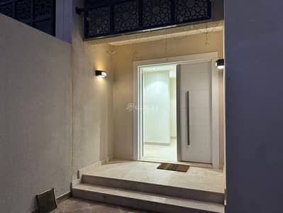 6 Bedroom Villa for Sale in East Riyadh, Riyadh - Special villa for sale in Al Ramal neighborhood