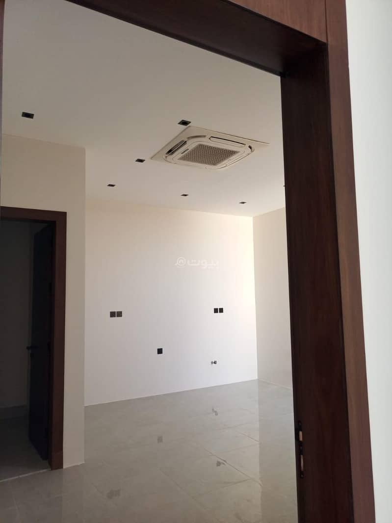 فيلاجديده  مميزه للبيع حي النرجس