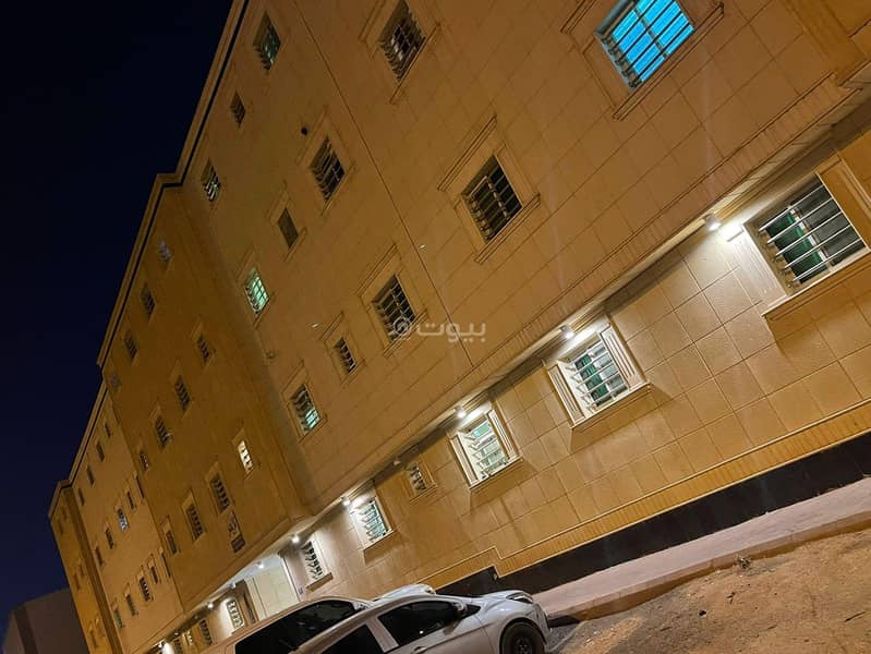 للبيع شقة دورين ظهرة لبن شارع سكاكا مع حوش للبيع شقة دورين ظهرة لبن شارع سكاكا مع حوش