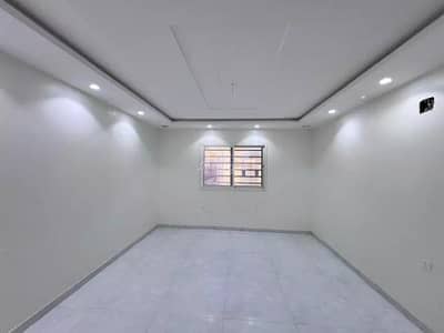 5 Bedroom Floor for Sale in South Riyadh, Riyadh - Floor for Sale in Al Dar Al Baida, South Riyadh
