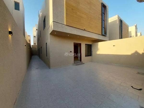 Floor for sale in Al Dar Al Baida, south Riyadh