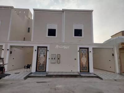 3 Bedroom Floor for Sale in South Riyadh, Riyadh - A house for sale in Ad Dar Al Bayda, south of Riyadh