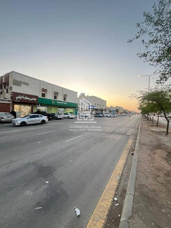 عمارة تجارية وسكنية زاوية على شارعين للبيع عمارة تجارية وسكنية زاوية على شارعين للبيع