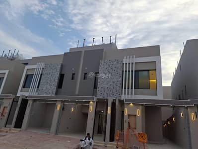 5 Bedroom Flat for Sale in South Riyadh, Riyadh - Hay Badr