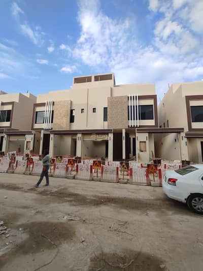 شقة 5 غرف نوم للبيع في جنوب الرياض، الرياض - حي بدر