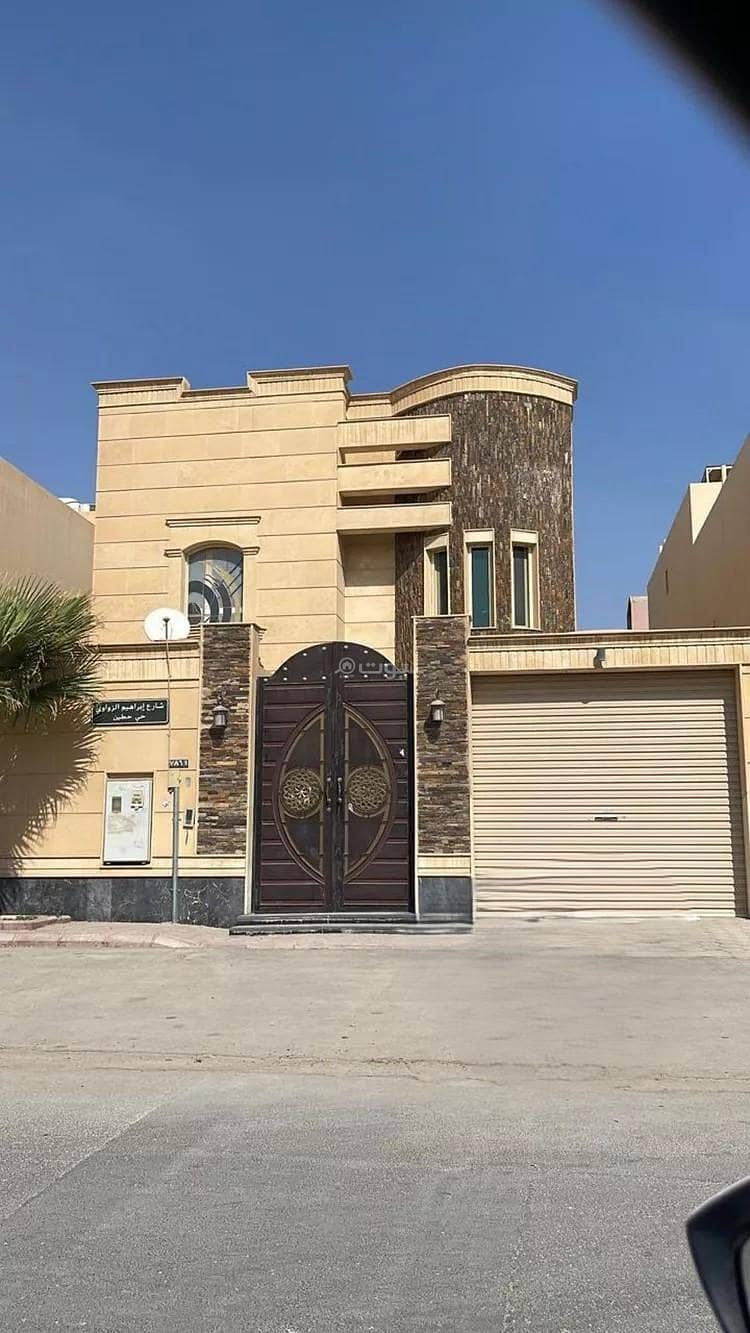 6 Bedroom Villa For Sale in Hittin, Riyadh
