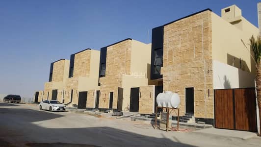 بيت شعبي 4 غرف نوم للبيع في شمال الرياض، الرياض - بيت من 5 غرف نوم للبيع في النرجس ، الرياض.