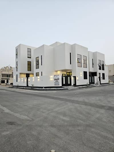 6 Bedroom Villa for Sale in West Riyadh, Riyadh - For sale 2 double and duplex area of 250 m 6 bedrooms for sale in Al-Muhadia, Riyadh