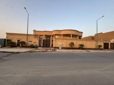 7 Bedroom Villa for Sale in East Riyadh, Riyadh - Palace for sale used for 4 years in Al Hamraa neighborhood, 2000 square meters