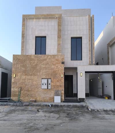 دور 4 غرف نوم للبيع في شرق الرياض، الرياض - دور ارضي للبيع بحي البيان