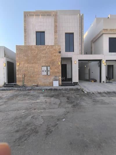دور 5 غرف نوم للبيع في شرق الرياض، الرياض - دور اول علوي حي البيان