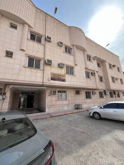 فلیٹ 3 غرف نوم للايجار في شمال الرياض، الرياض - شقة للإيجار في الملقا، شمال الرياض