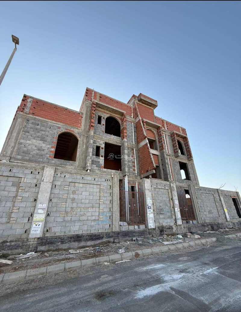 Building for sale in Al-Sawari neighborhood