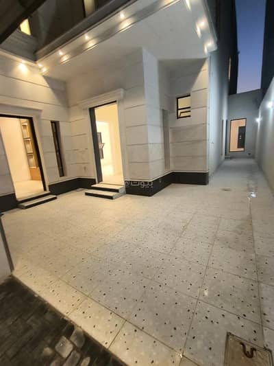 3 Bedroom Floor for Sale in East Riyadh, Riyadh - Floor for sale in Al Janadriyah, East Riyadh