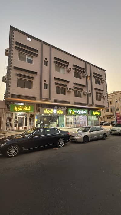 Building for Rent in North Jeddah, Jeddah - Duplex Villa for Rent in Al-Rabwa – Unique Design and Spacious Layout