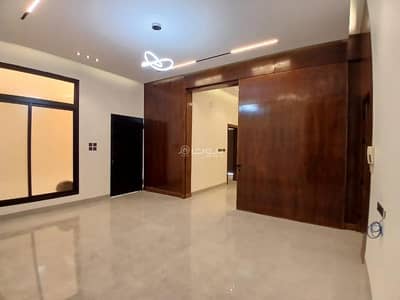 دور 5 غرف نوم للبيع في شرق الرياض، الرياض - دور ارضي بتصميم راقي بحي الرمال