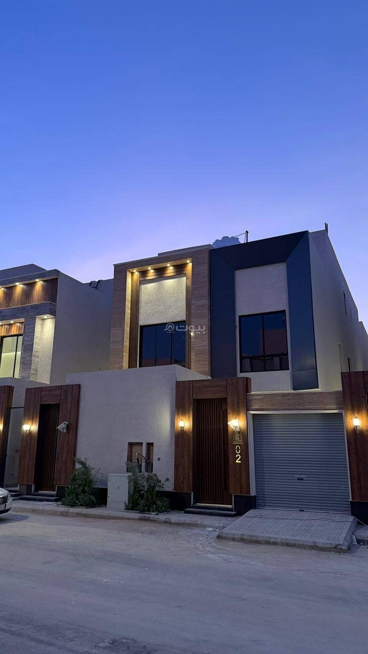 A distinguished townhouse in the Al-Rimal neighborhood