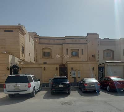 فیلا 10 غرف نوم للبيع في جنوب الرياض، الرياض - فلة دور وثلاث شقق للبيع باللؤلؤة حي العزيزية بالرياض